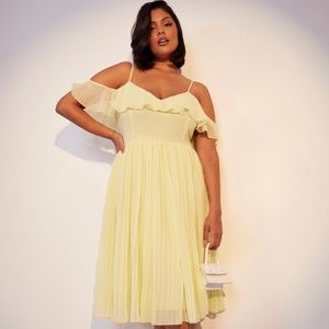 PLUS COLD SHOULDER BRIDESMAID DRESS